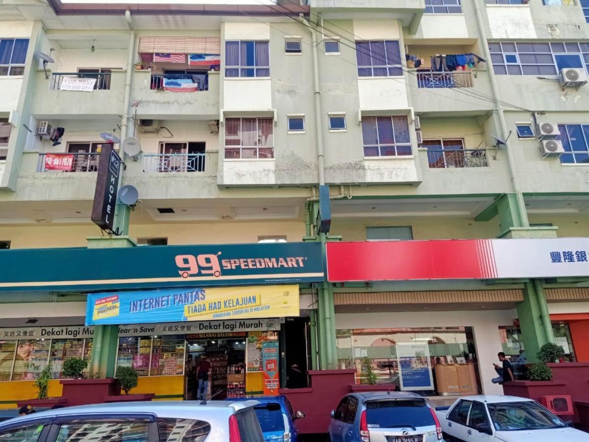 Oyo 90457 Borneo Eco-House Hashtag 12 Boutique Hotel Kota Kinabalu Exterior foto